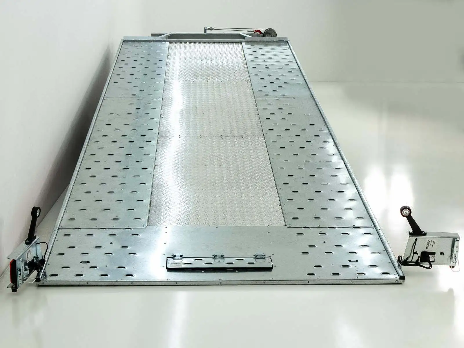 Autotrailer Carkeeper absenkbar 200x580cm 3,5t – Bild 4